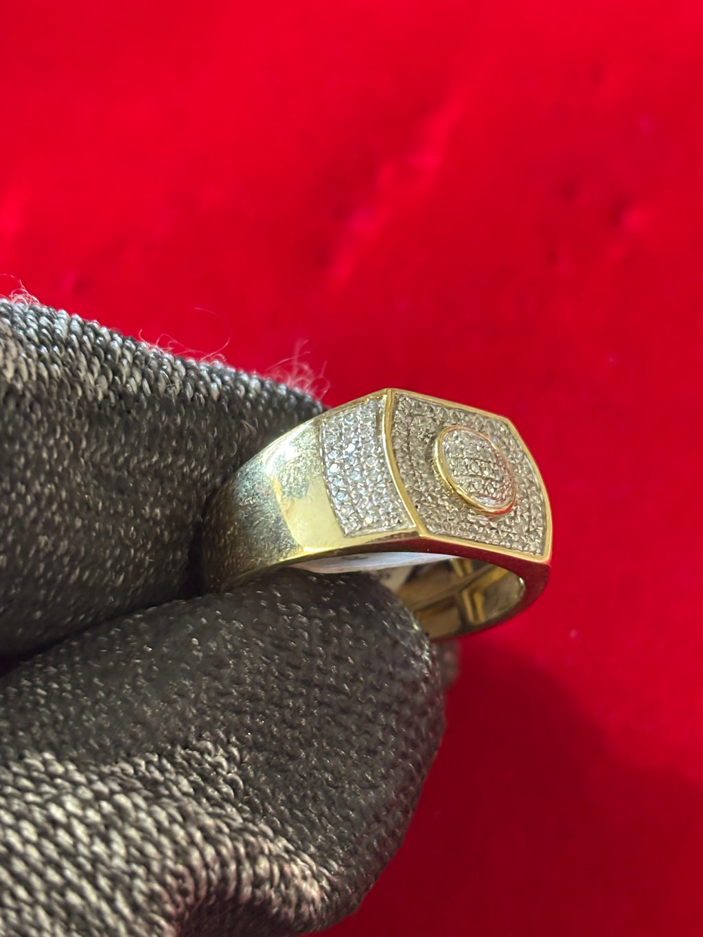 10KT Gold and Diamond Ring 0.36 CTW