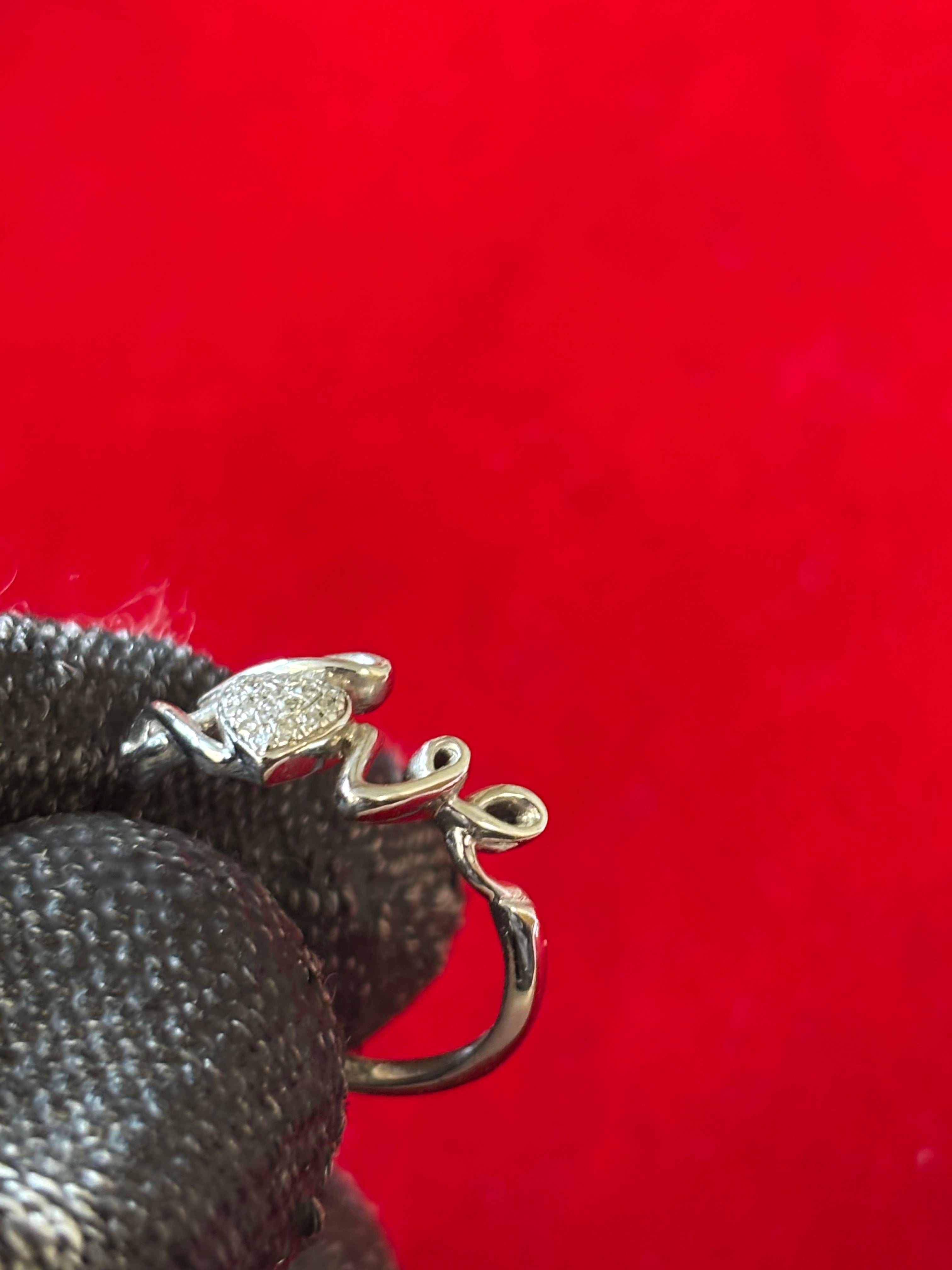 10KT Gold & Diamond Love Ring