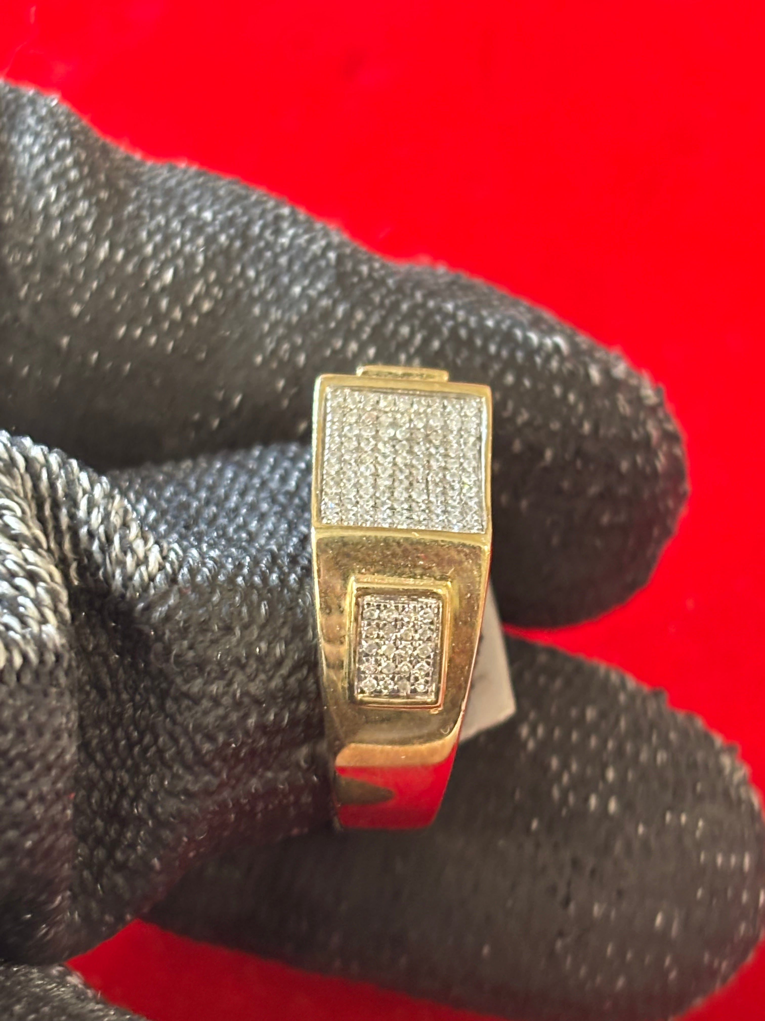 10KT Gold & Diamond 0.28 CTW
